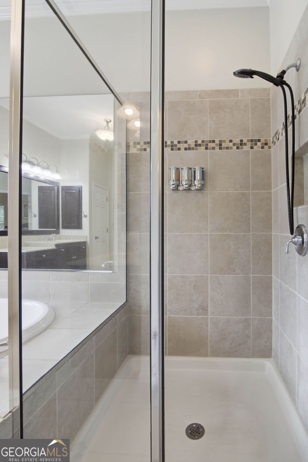 5511 Waters Edge Trail Property Photo 35