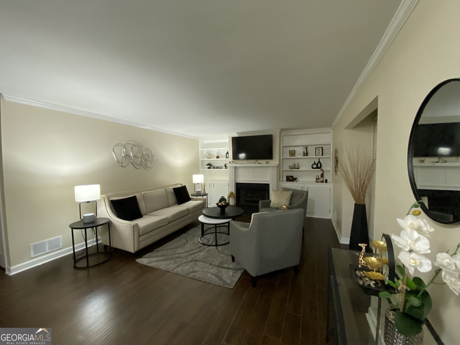 1640 Canberra Drive Property Photo 6
