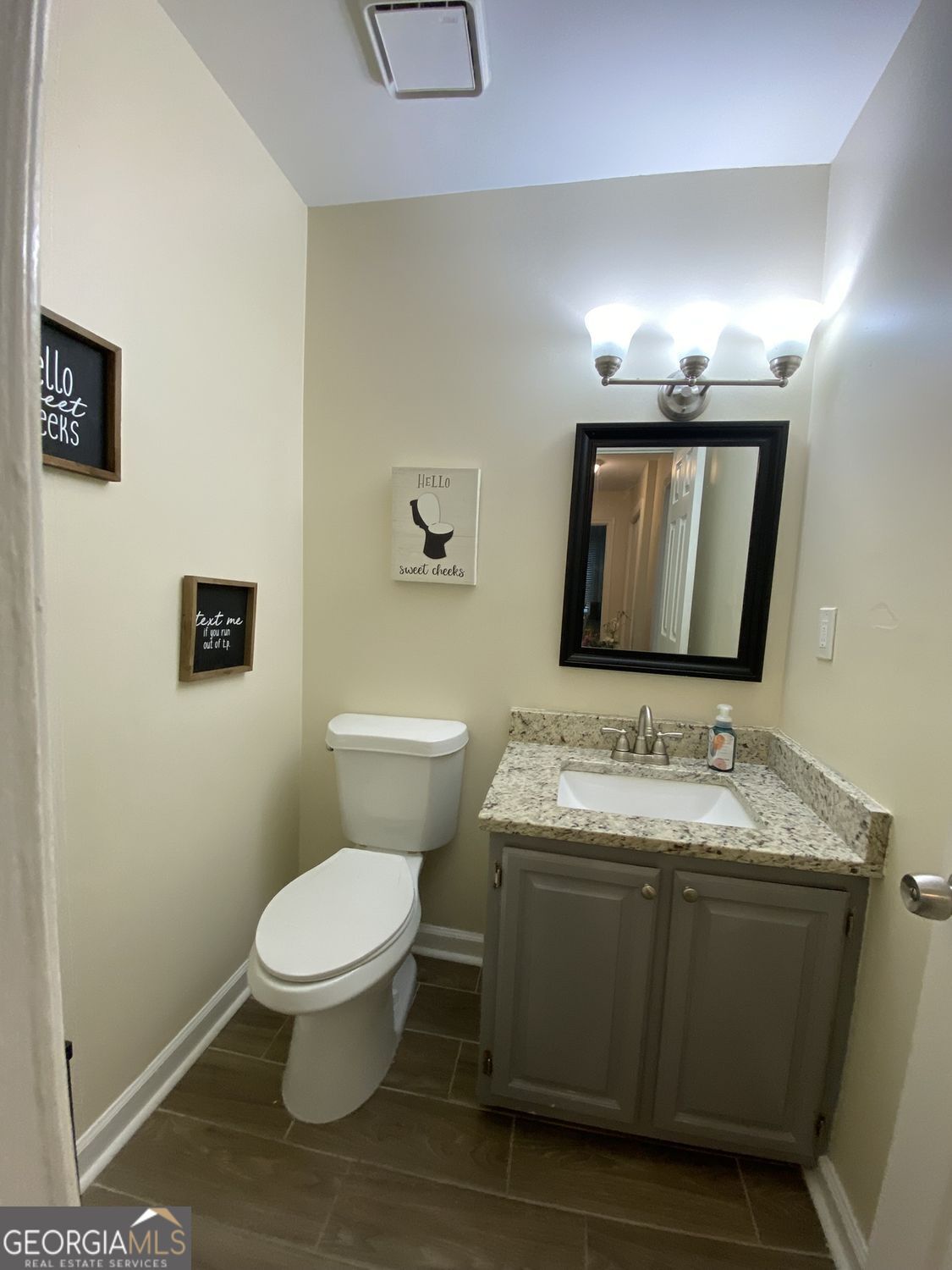1640 Canberra Drive Property Photo 15