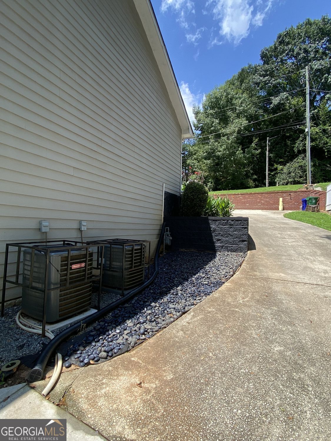 1640 Canberra Drive Property Photo 34