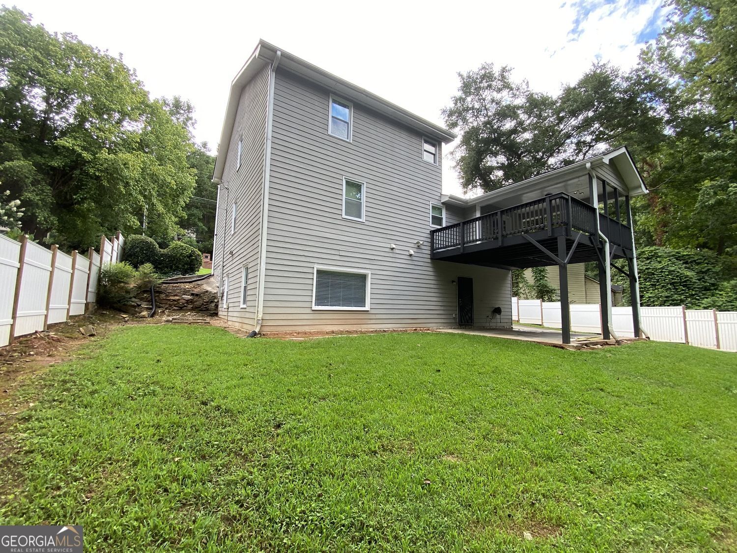 1640 Canberra Drive Property Photo 37