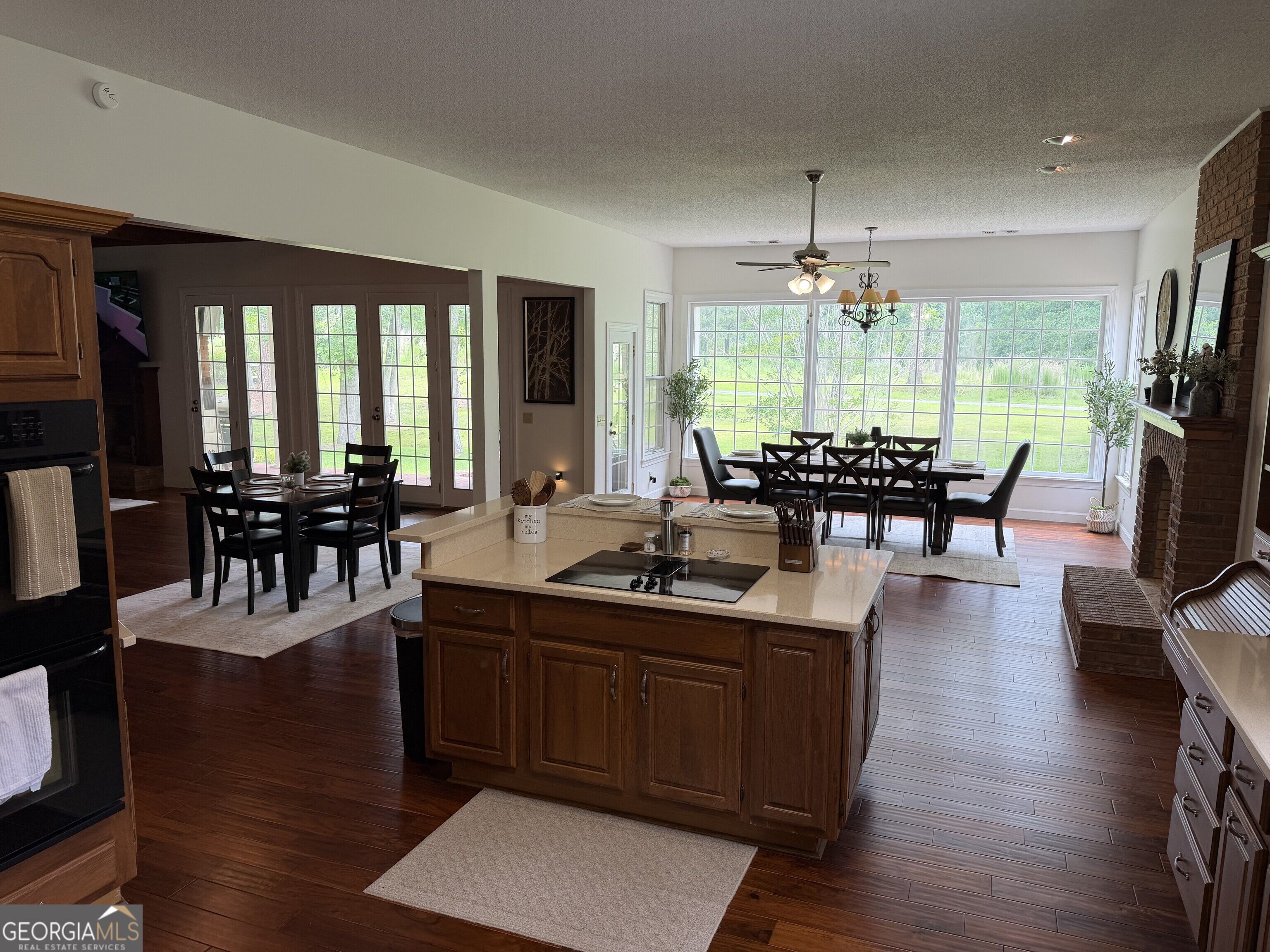 1729 Green Acres Drive Property Photo 6