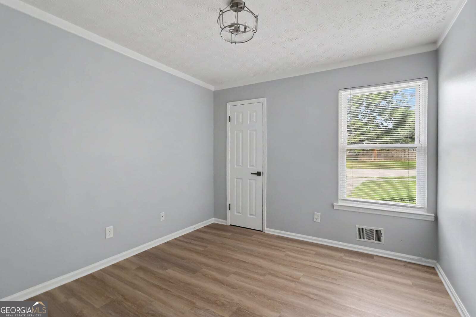 8908 Thomas Road Property Photo 16