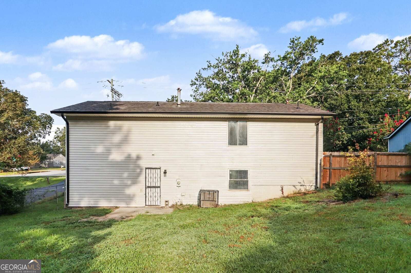 8908 Thomas Road Property Photo 27