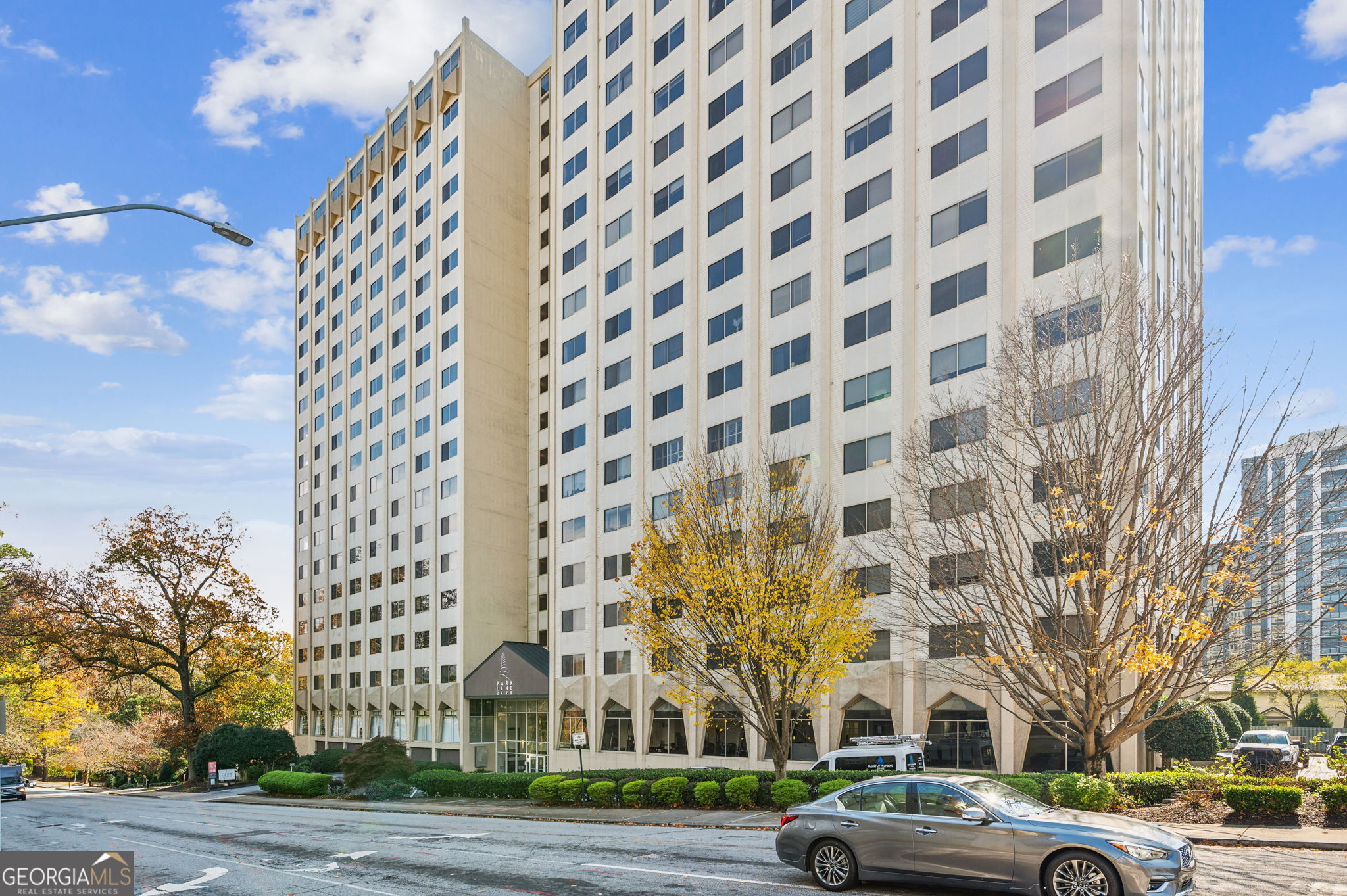 2479 Peachtree Road NE # 612 Property Photo 1