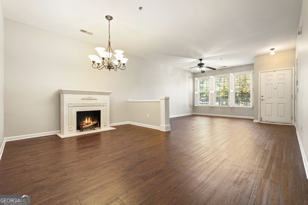 222 Riverstone Place Property Photo 3