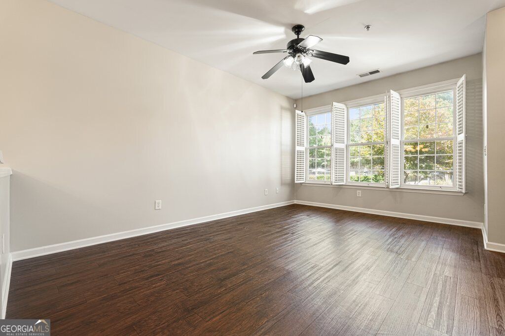 222 Riverstone Place Property Photo 7