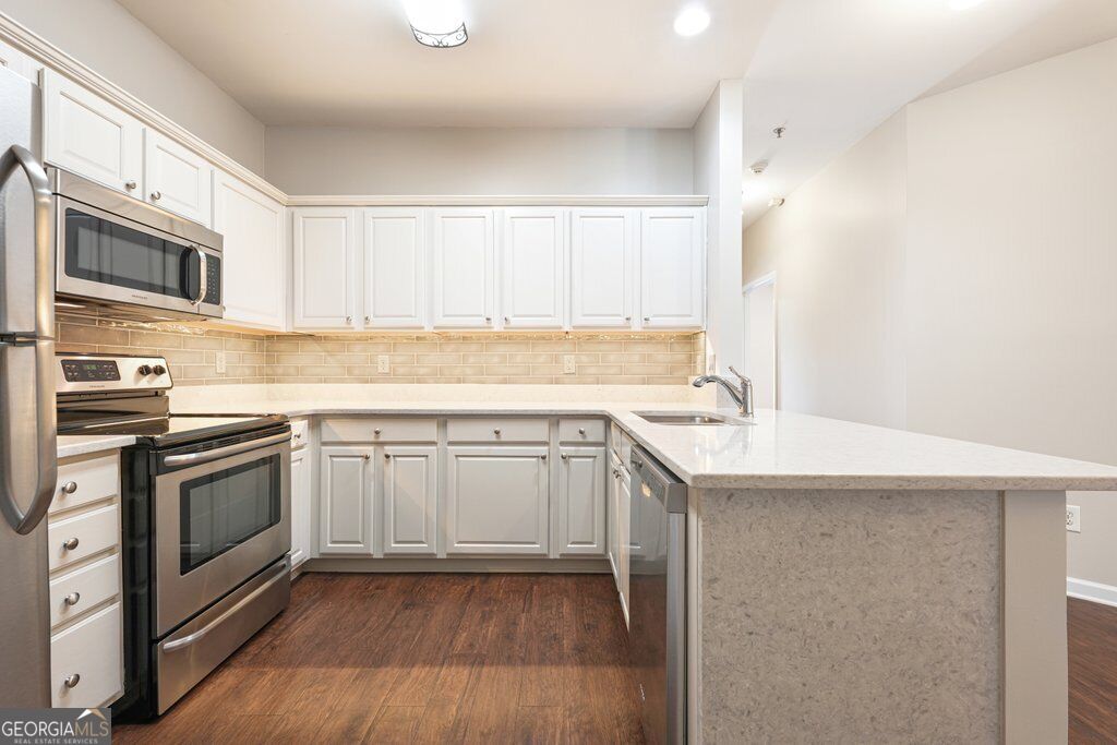 222 Riverstone Place Property Photo 15