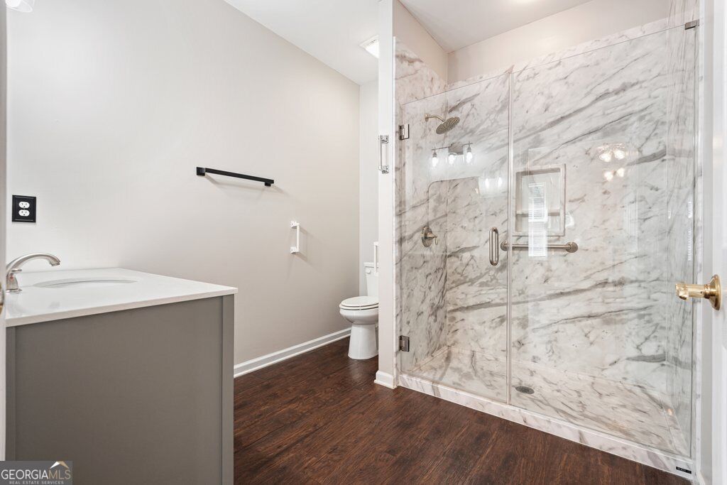 222 Riverstone Place Property Photo 23