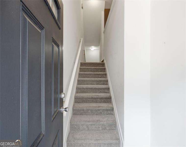 1057 Liberty Parkway Nw Property Photo 2