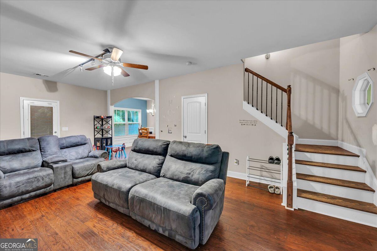 3858 Fortson Lane Property Photo 4