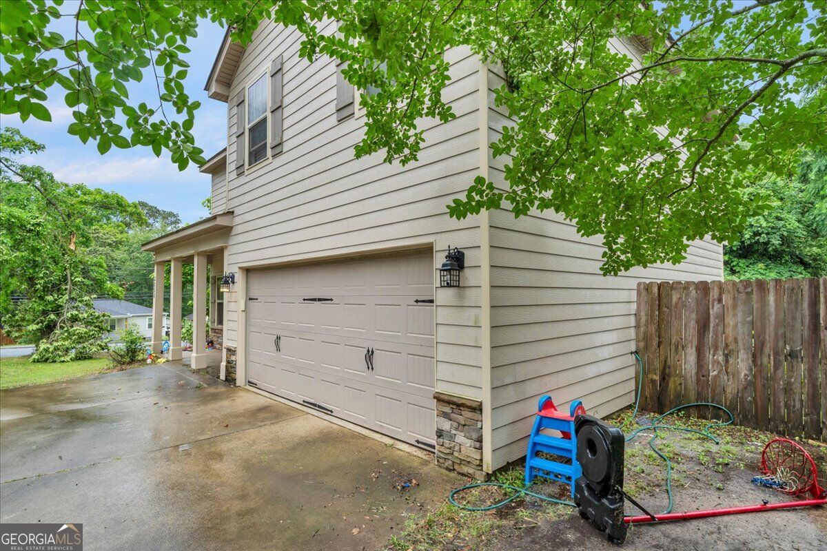 3858 Fortson Lane Property Photo 27