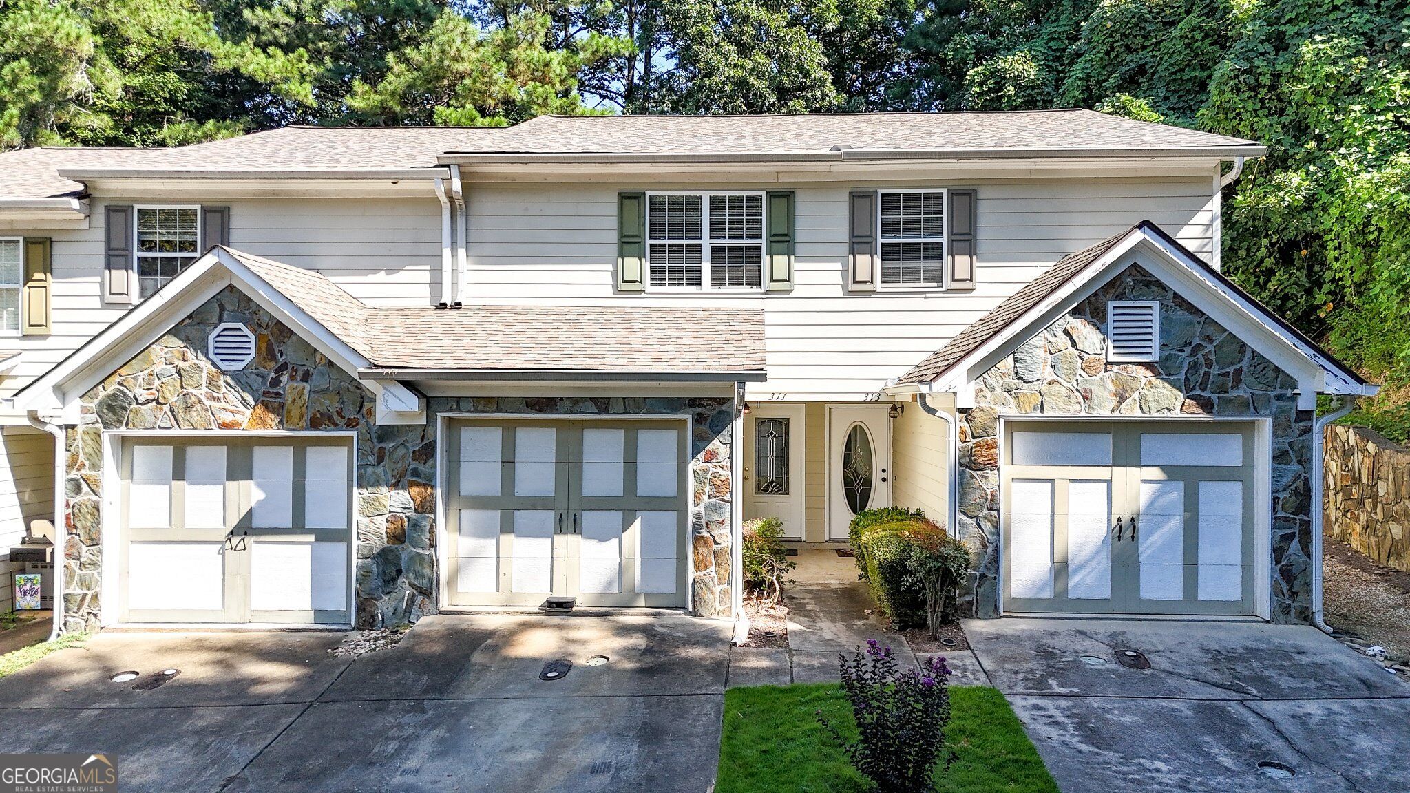 311 Brookside Way