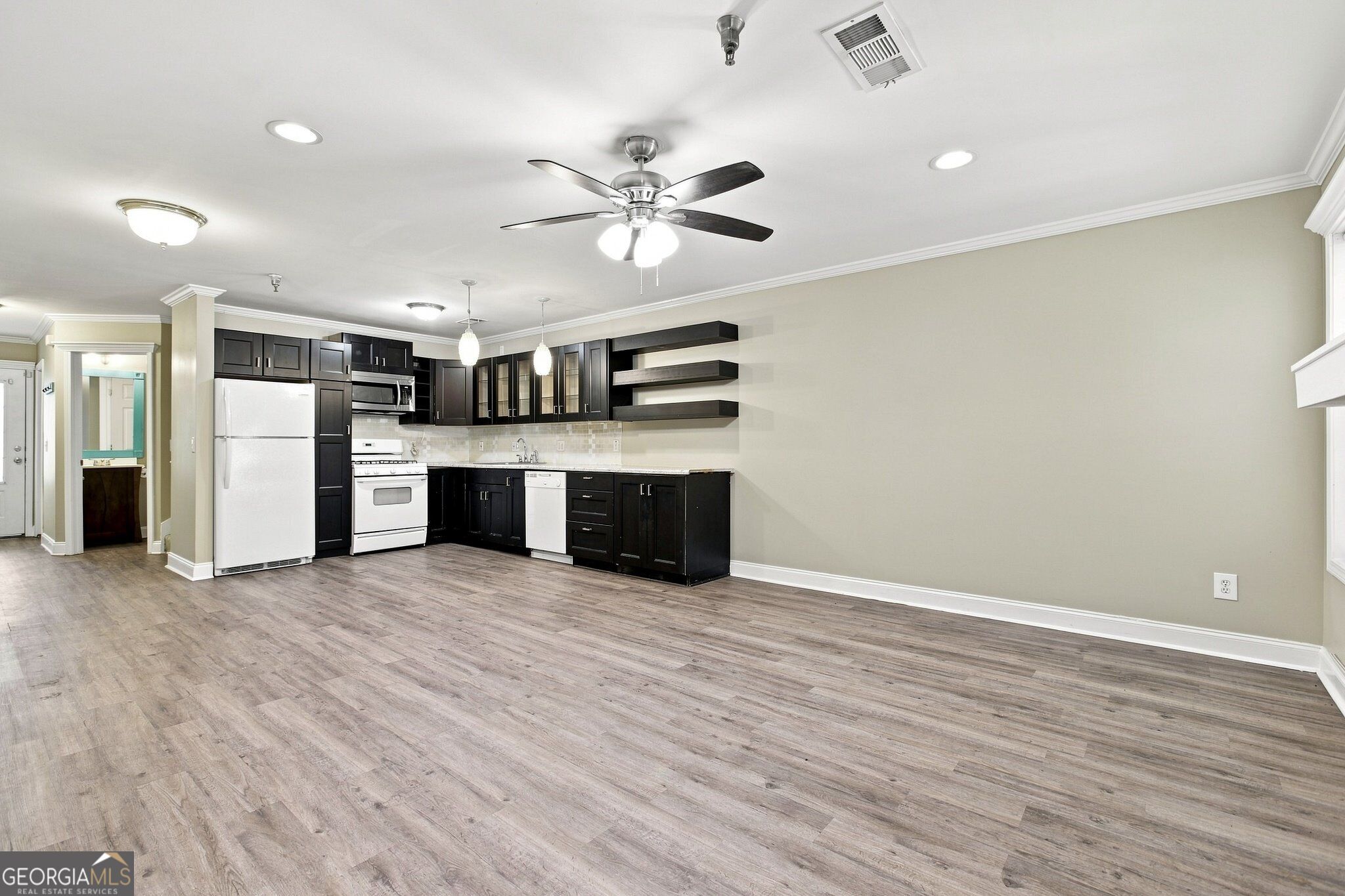 311 Brookside Way Property Photo 11