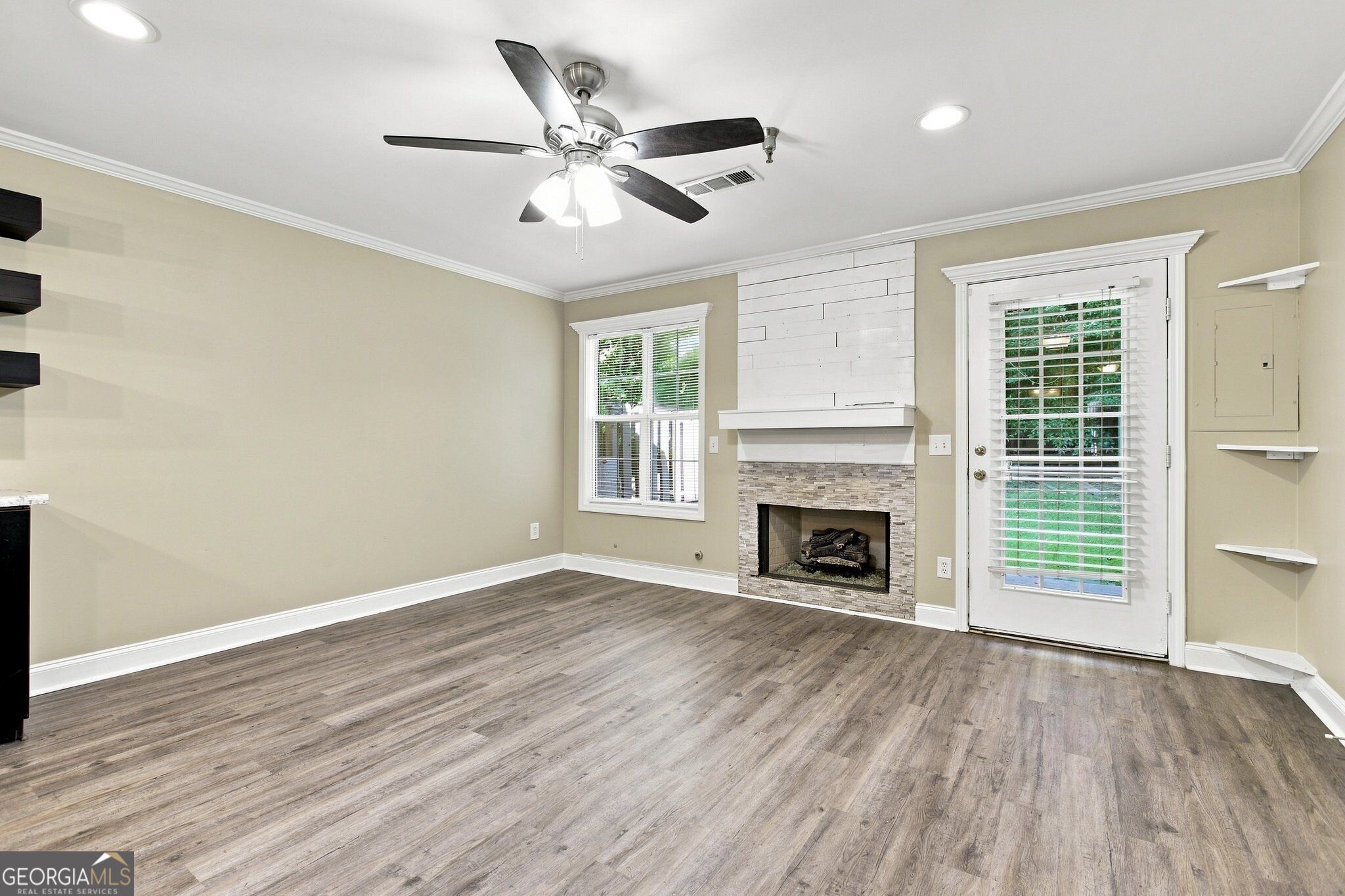 311 Brookside Way Property Photo 12