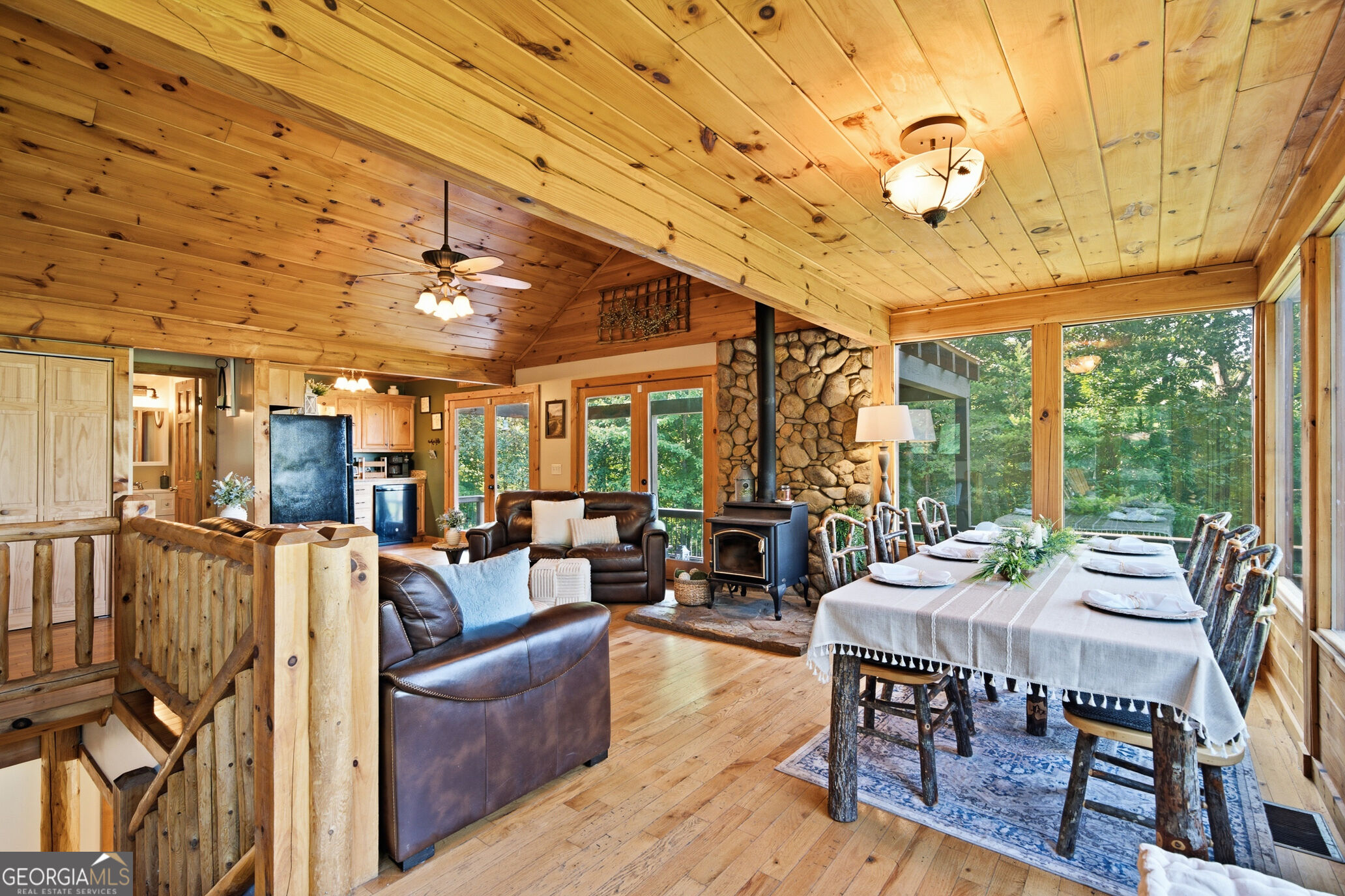 24 Oak Ledge Road Property Photo 5