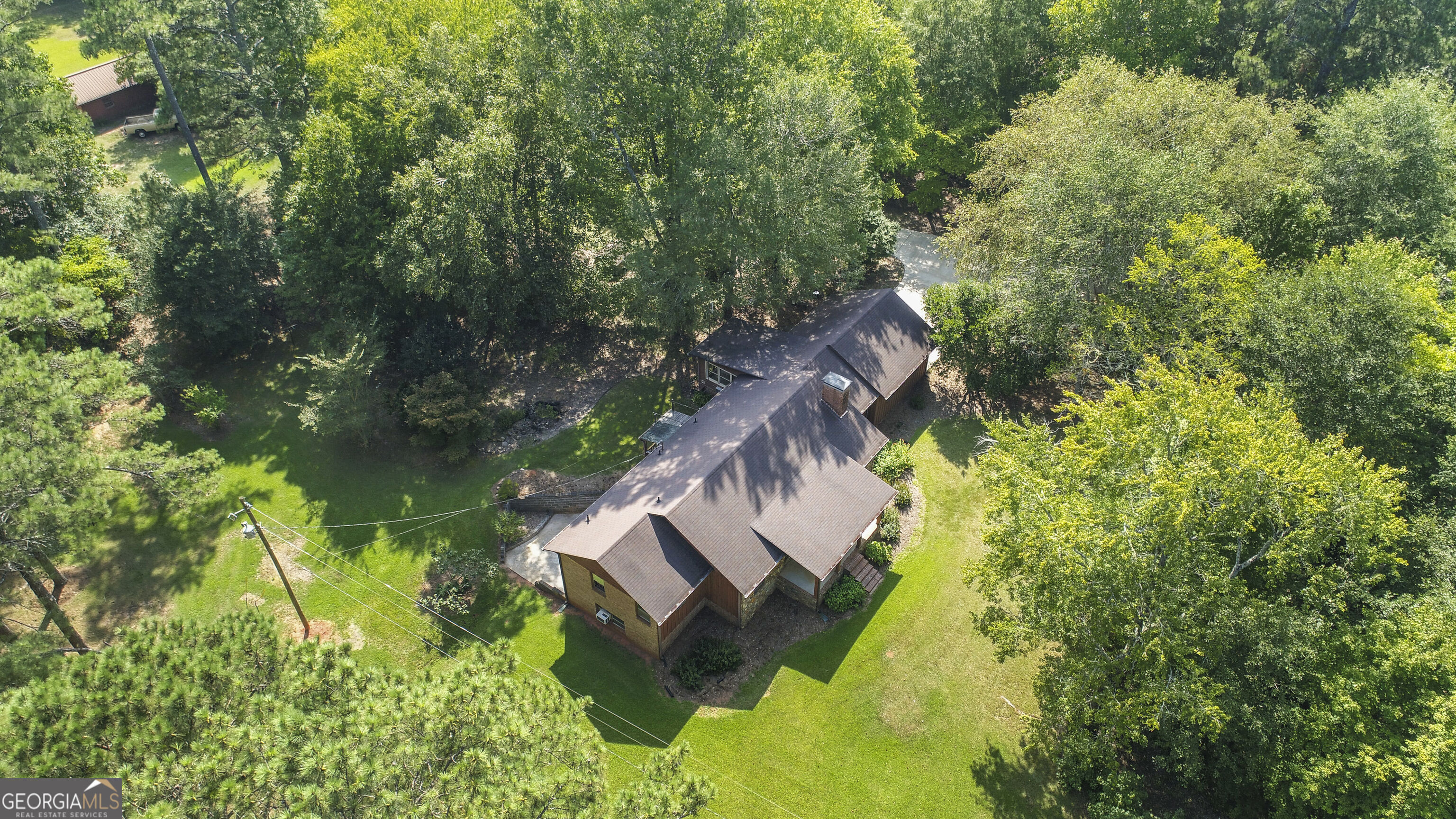 624 Old Jackson Road Property Photo 3