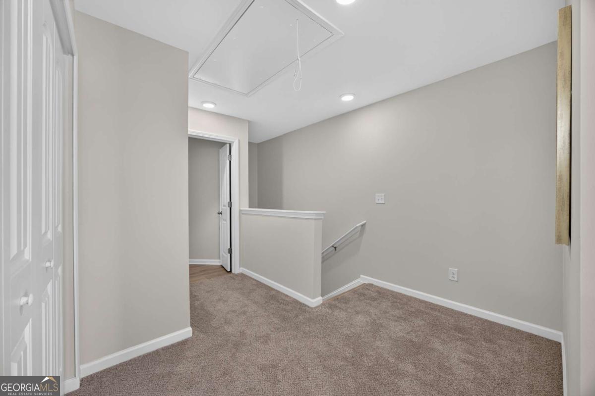 124 Chastain Way Property Photo 18