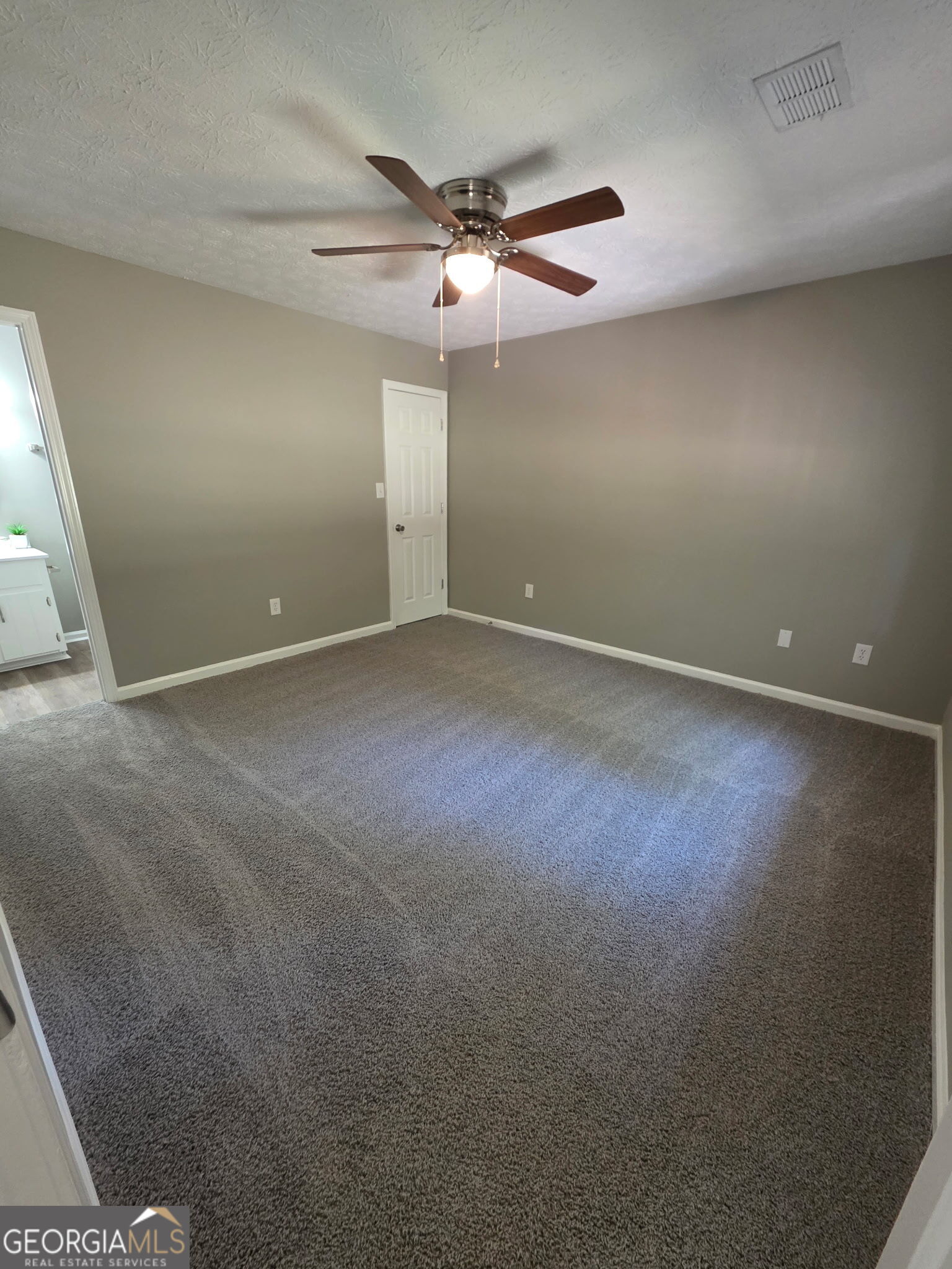 355 Big Oak Circle Property Photo 6