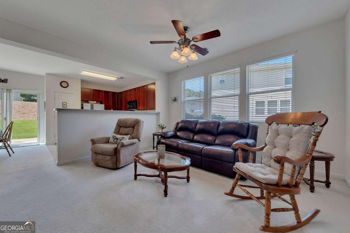 313 Oak Leaf Place Property Photo 10