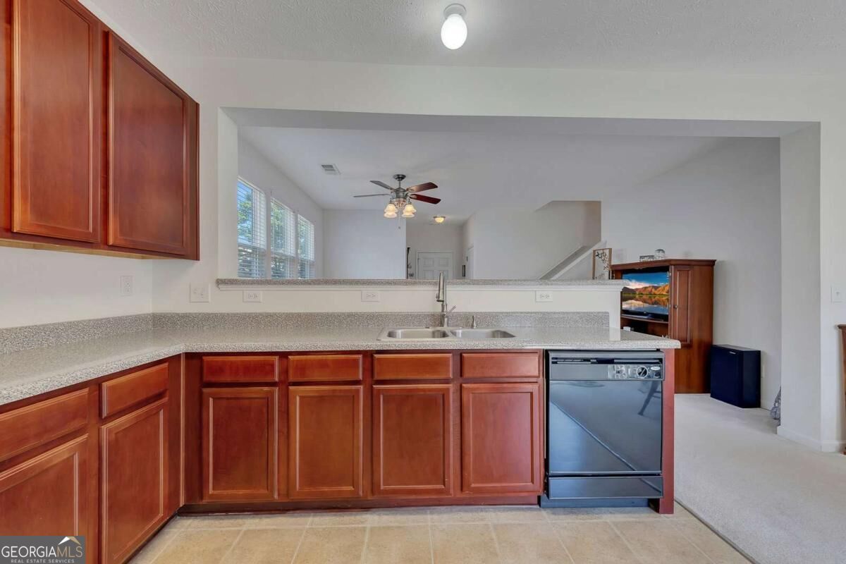 313 Oak Leaf Place Property Photo 18
