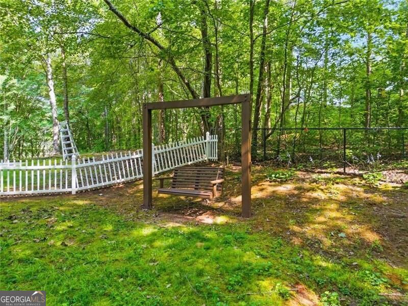 285 Hidden Branches Trail Property Photo 44