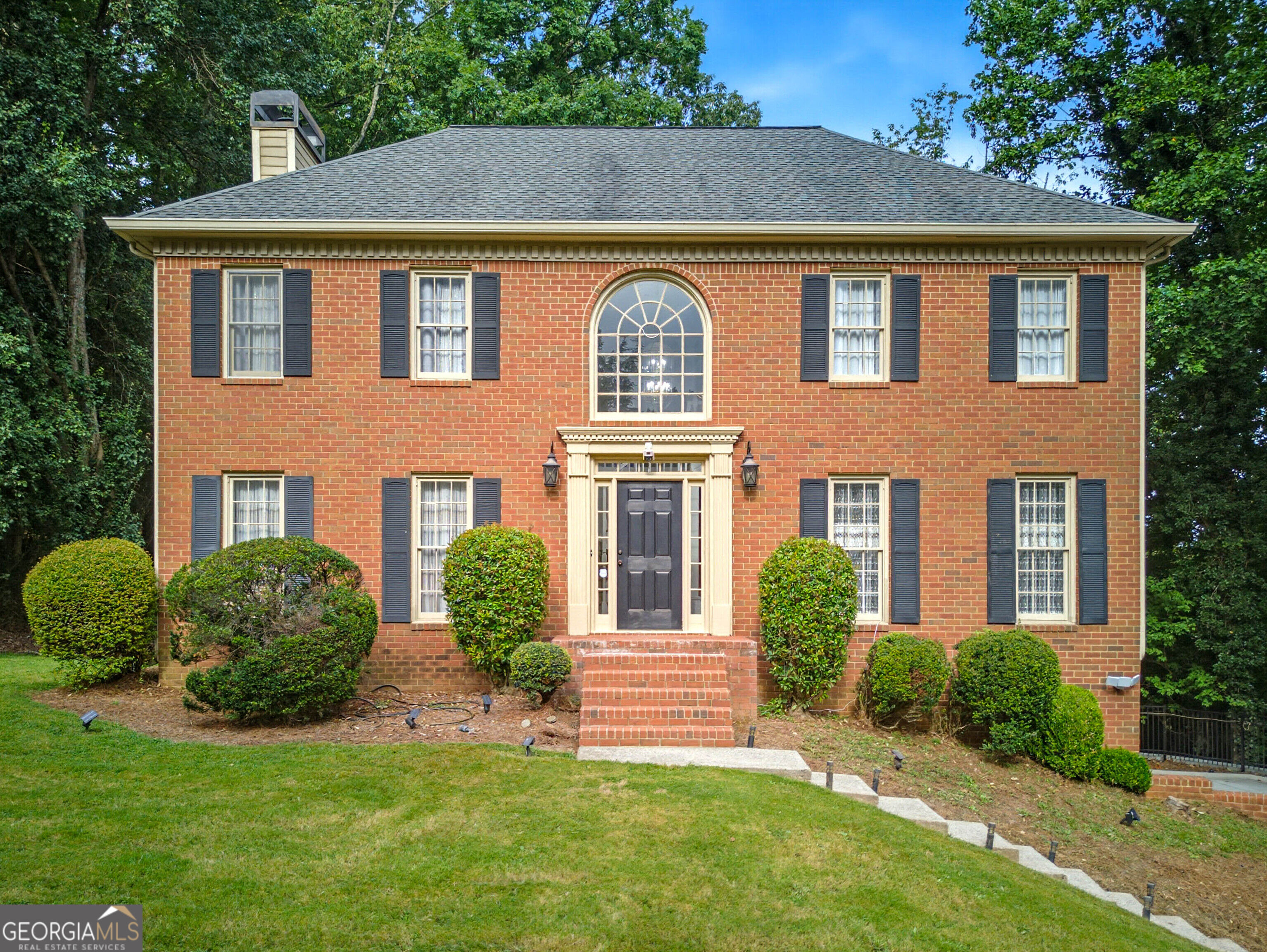 1810 Habersham Trace Property Photo 1