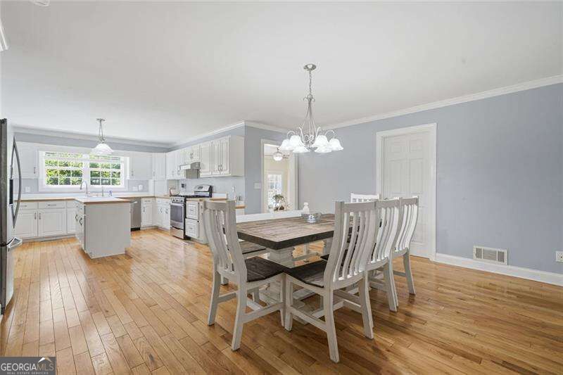 1511 Sandy Bottom Road Property Photo 11