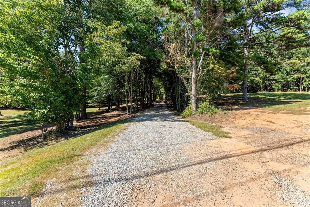 901 Peachtree Cove Property Photo 5