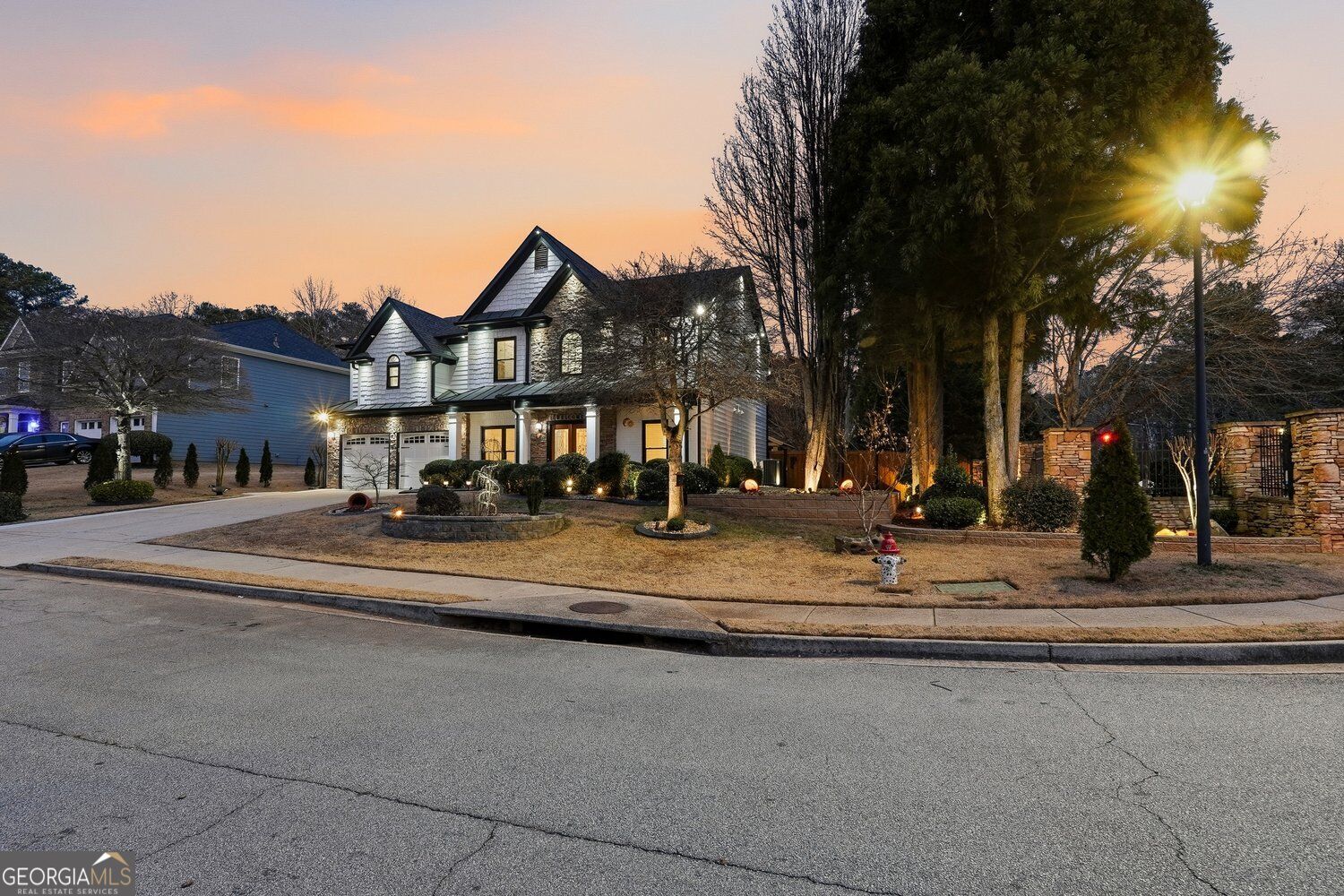 7108 Roselake Circle Property Photo 4