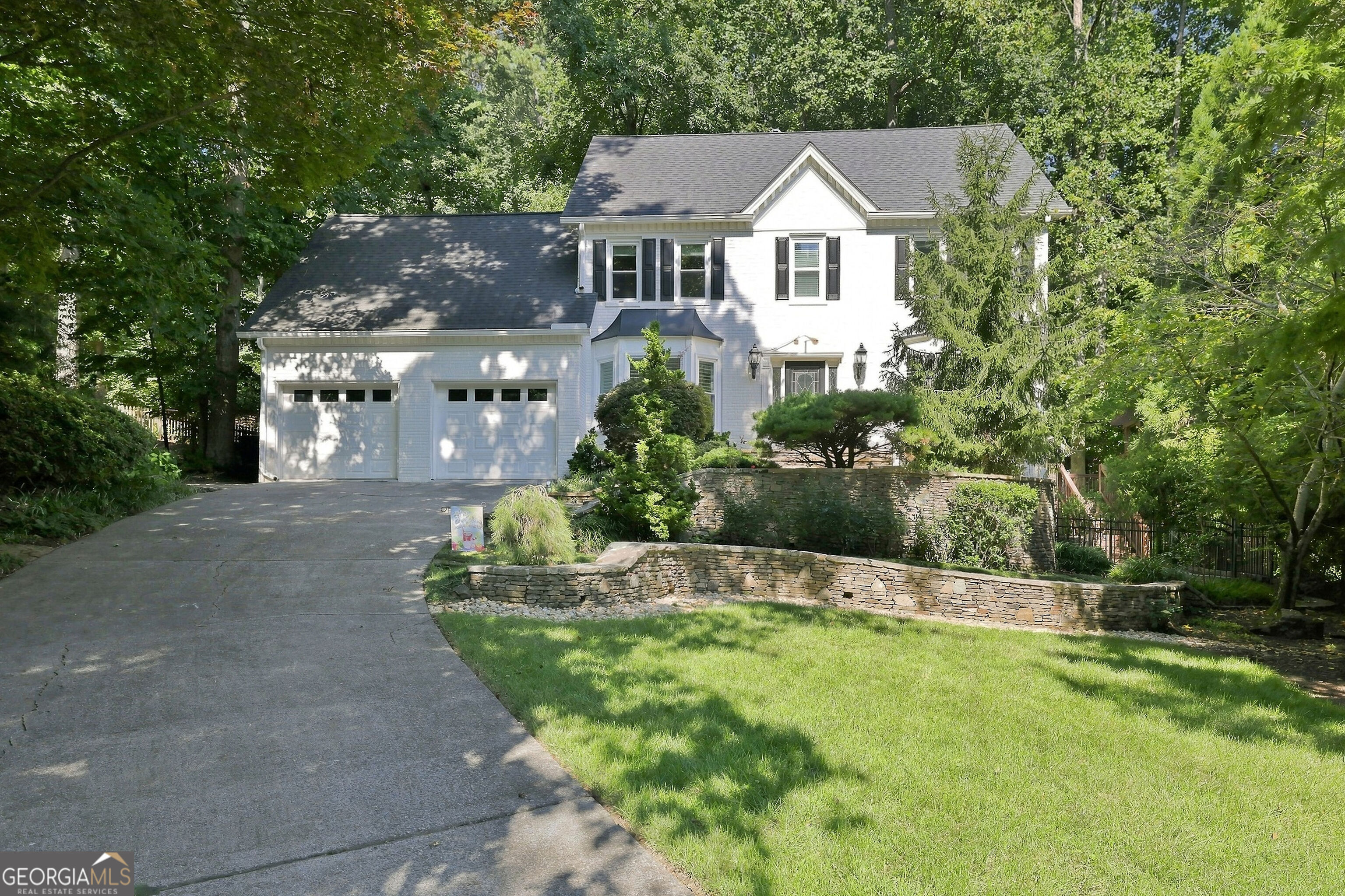 4805 Thornwood Drive Drive Nw Property Photo 1