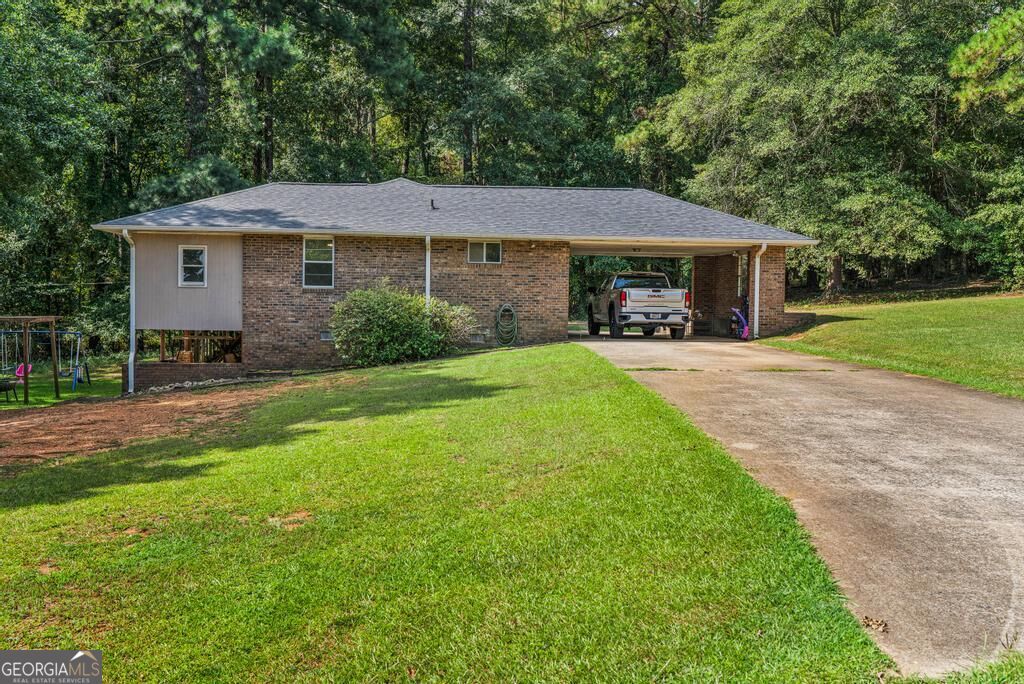 138 Baker Road Property Photo 1