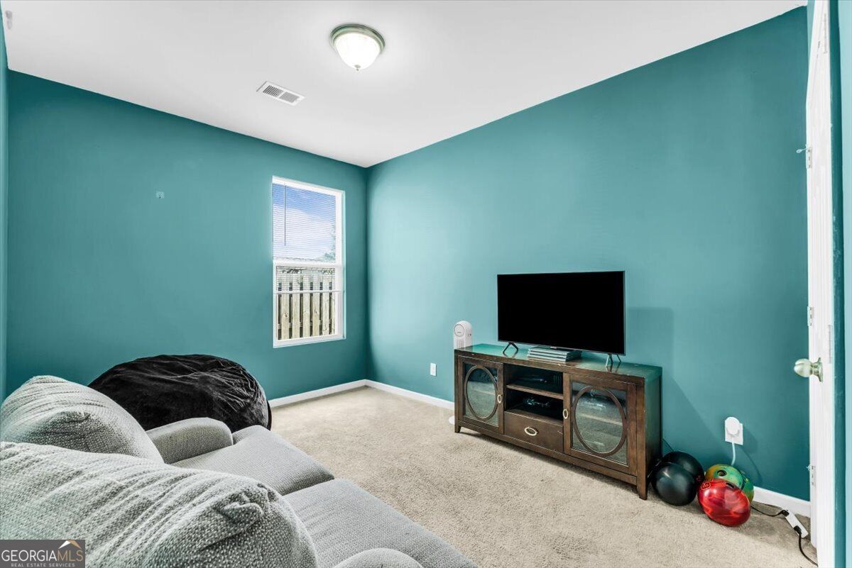 413 Lions Den Drive Property Photo 21