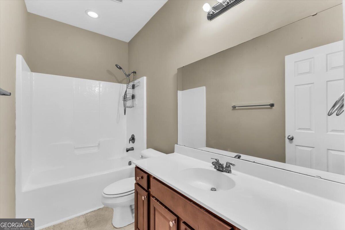 413 Lions Den Drive Property Photo 23