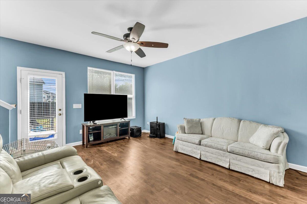 413 Lions Den Drive Property Photo 28