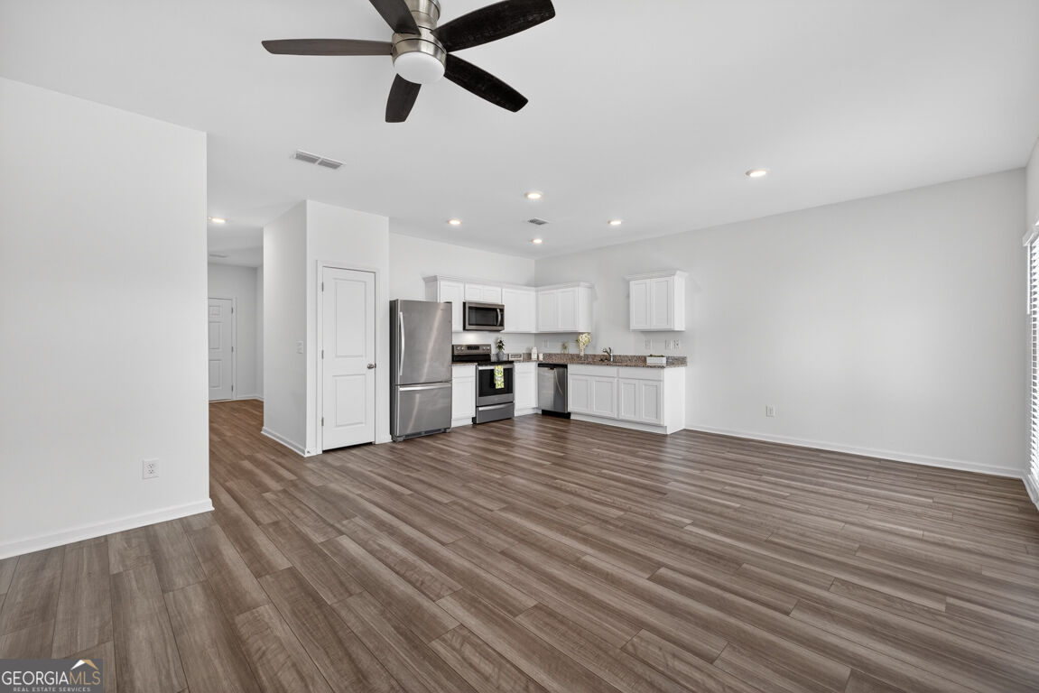 41 Rydal Way Property Photo 5