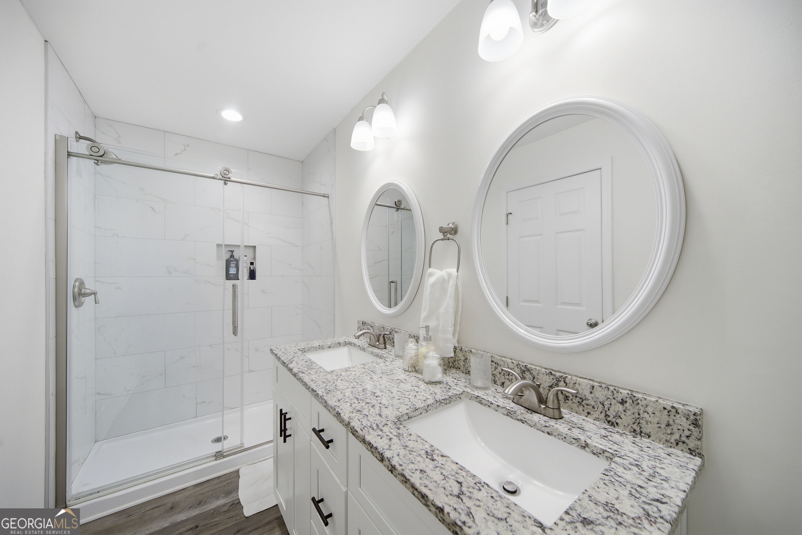 2477 Mcafee Road Property Photo 14