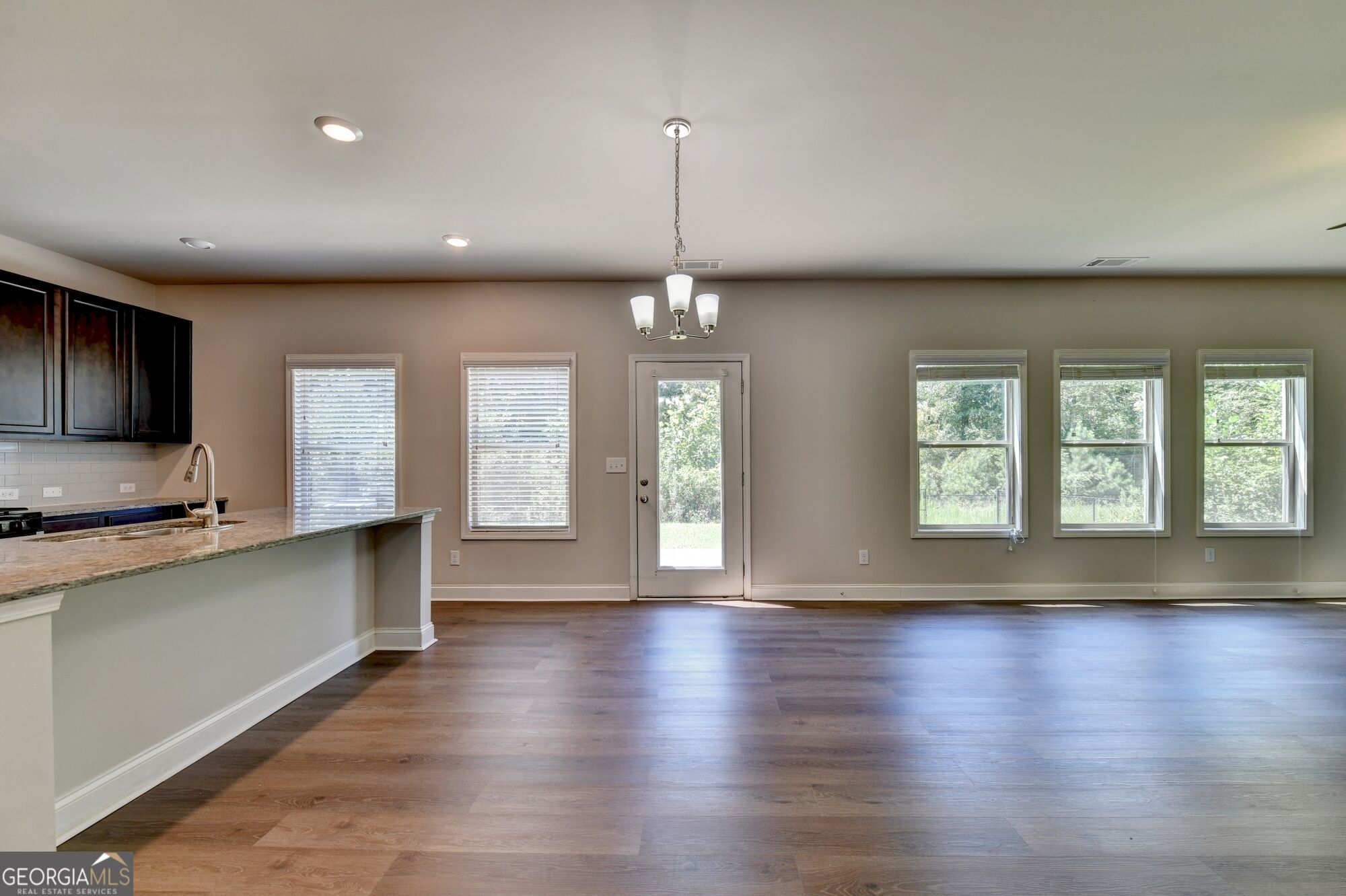 4409 Beechnut View Property Photo 10