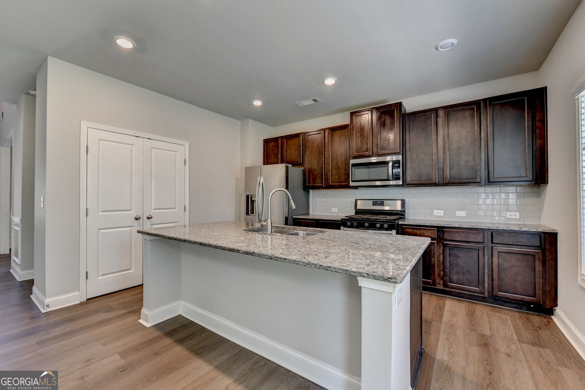 4409 Beechnut View Property Photo 14