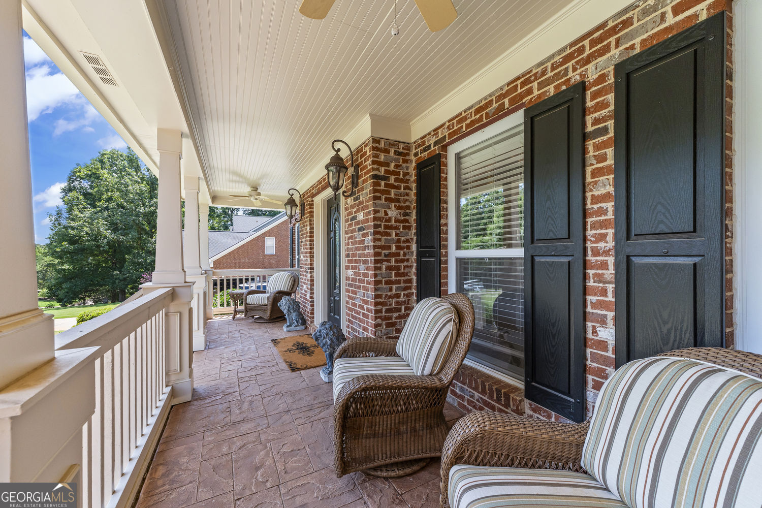 5548 Ridgemoor Drive Property Photo 3