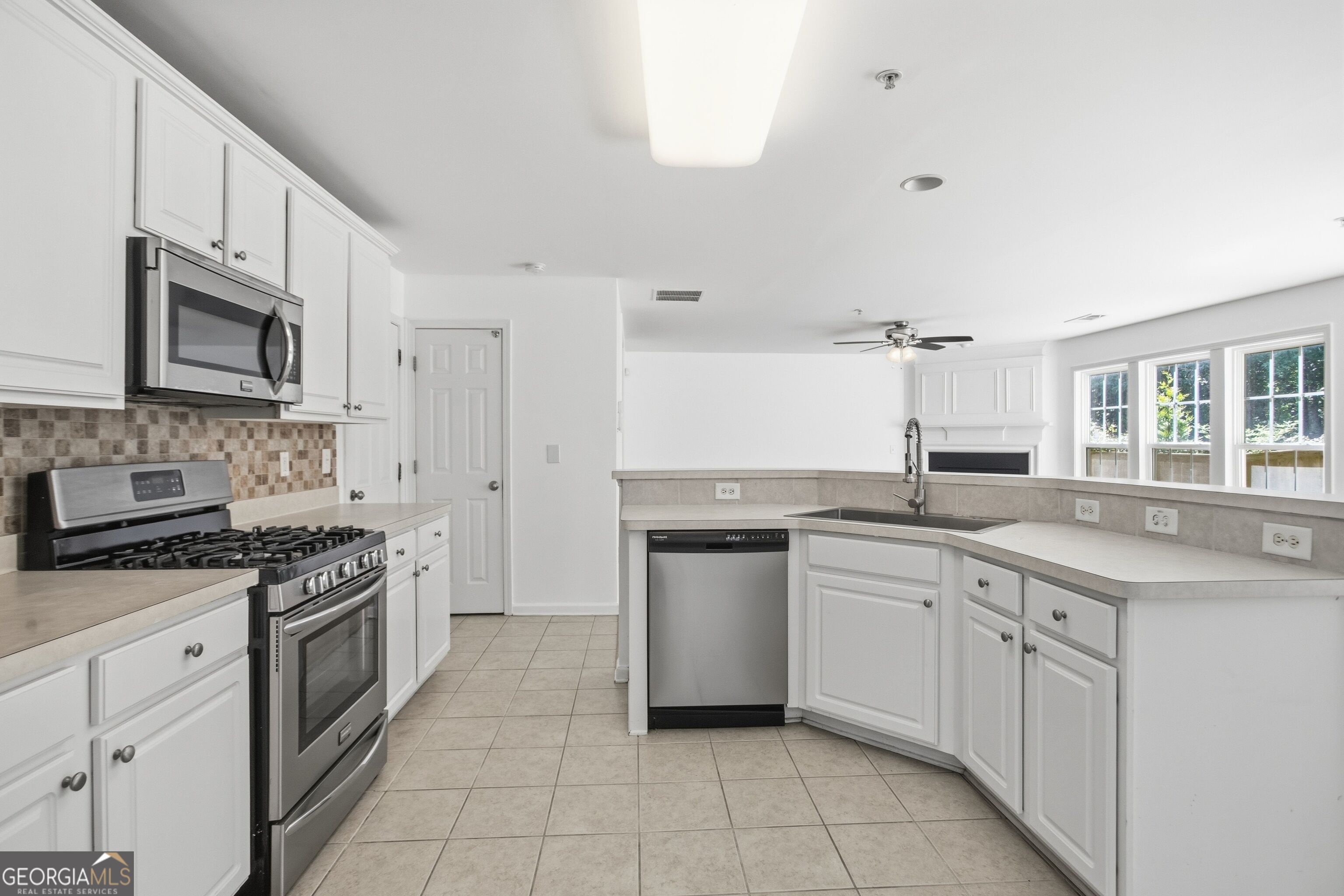 313 Balaban Circle Property Photo 2