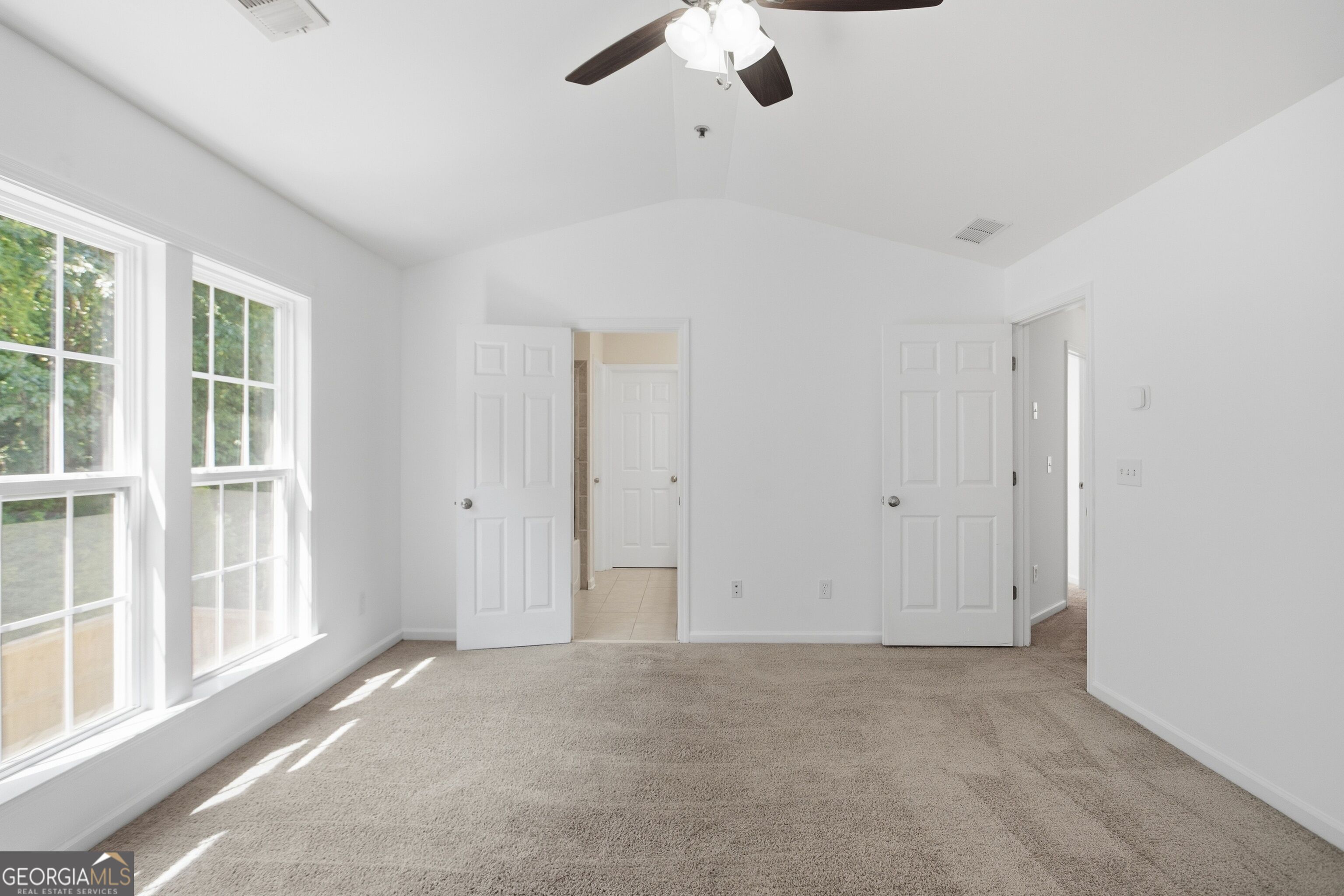 313 Balaban Circle Property Photo 4