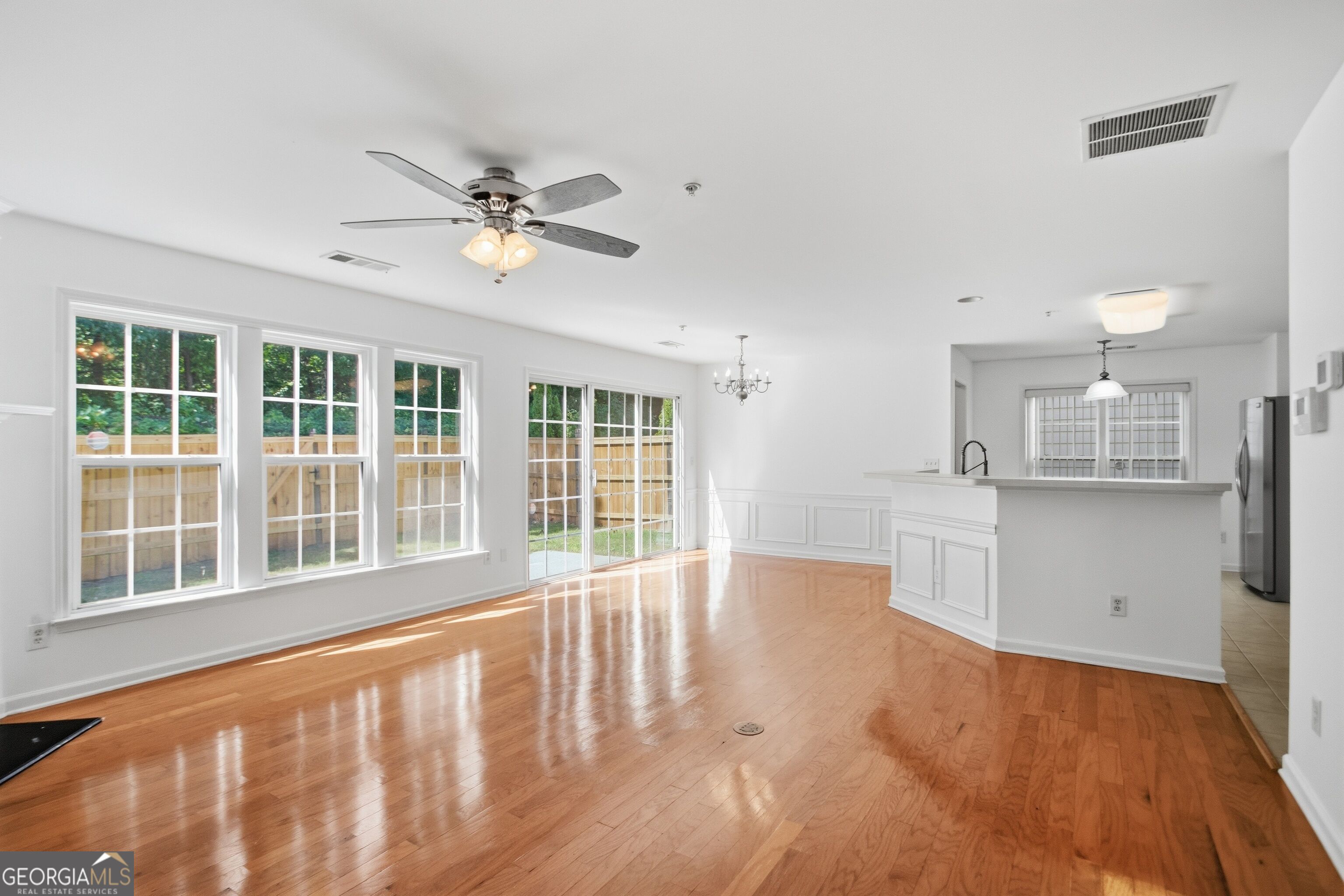 313 Balaban Circle Property Photo 6