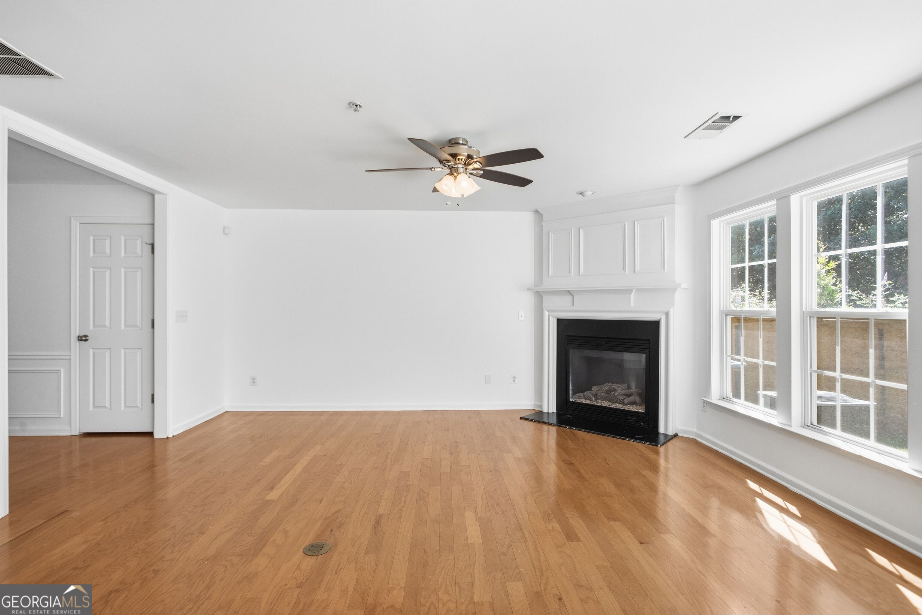 313 Balaban Circle Property Photo 9