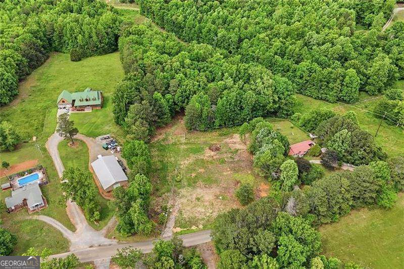 977 Sardis Road Property Photo 3