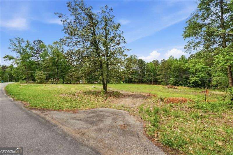 977 Sardis Road Property Photo 7