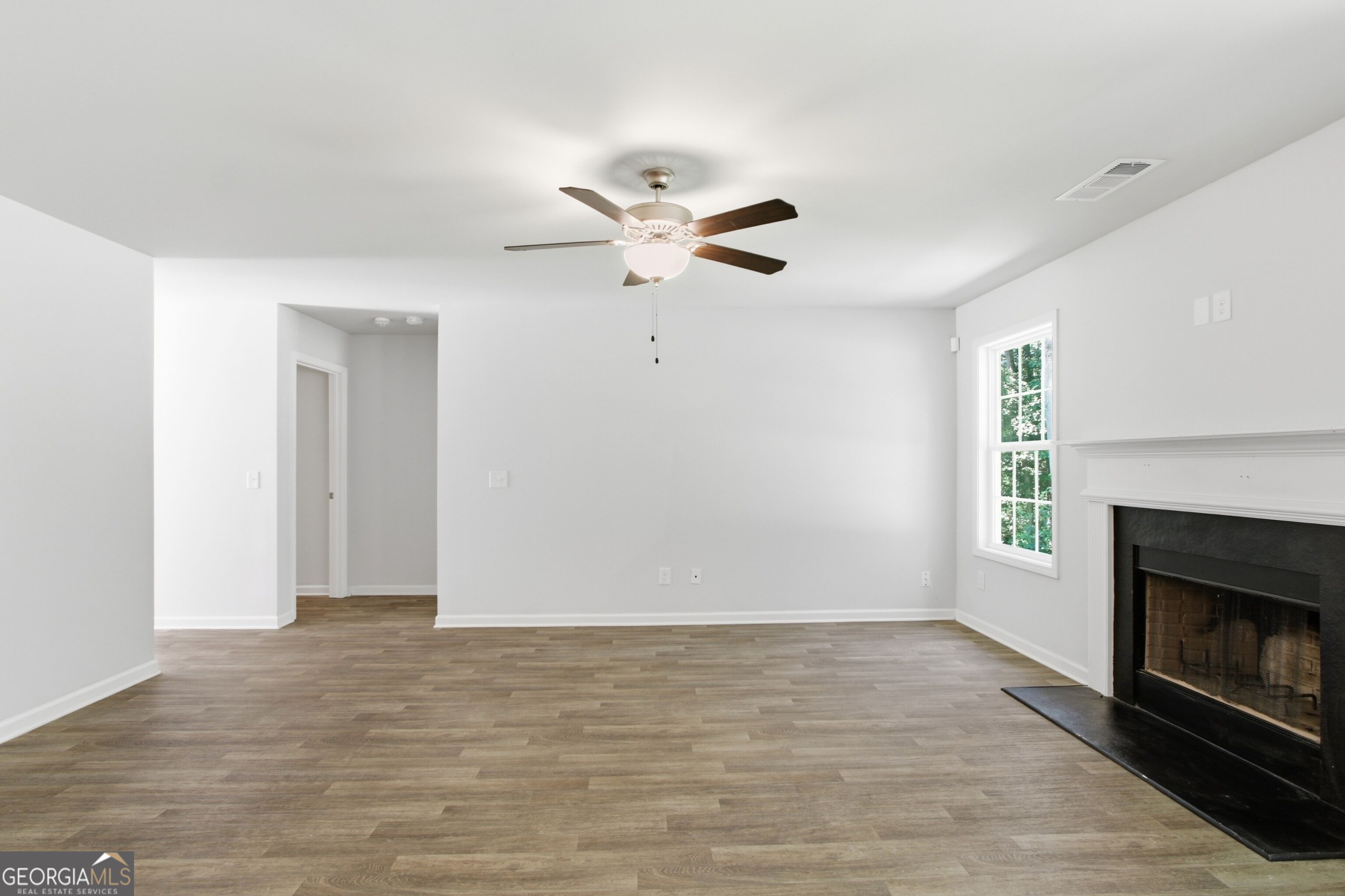 522 Mountain Creek Drive Property Photo 8