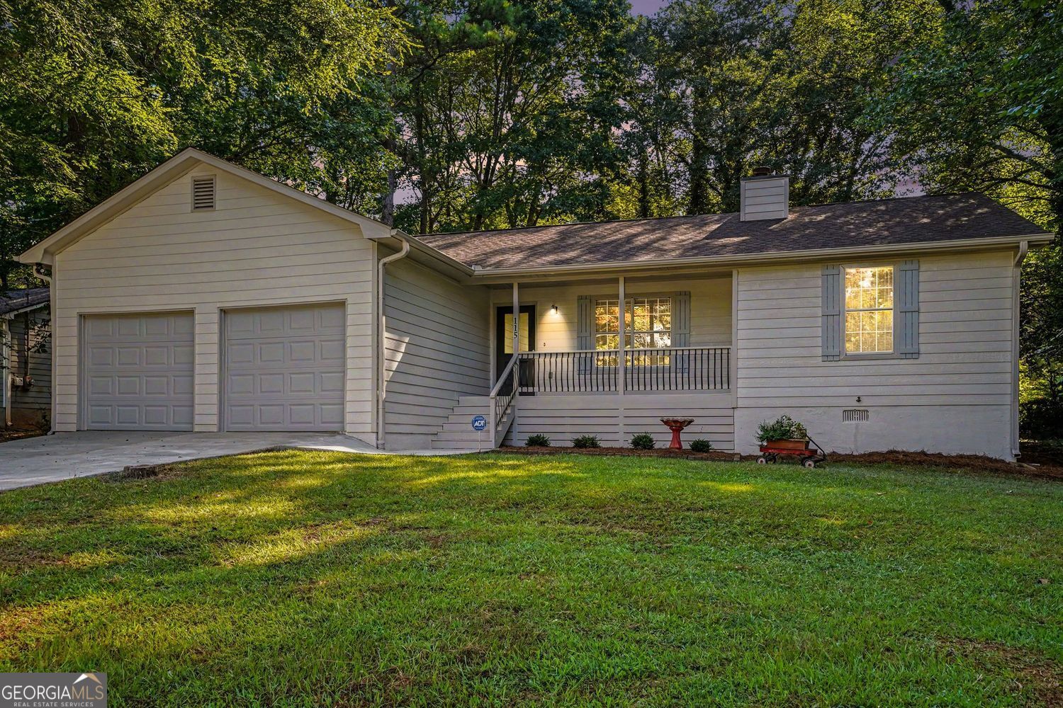 115 Lakeview Drive Property Photo 1