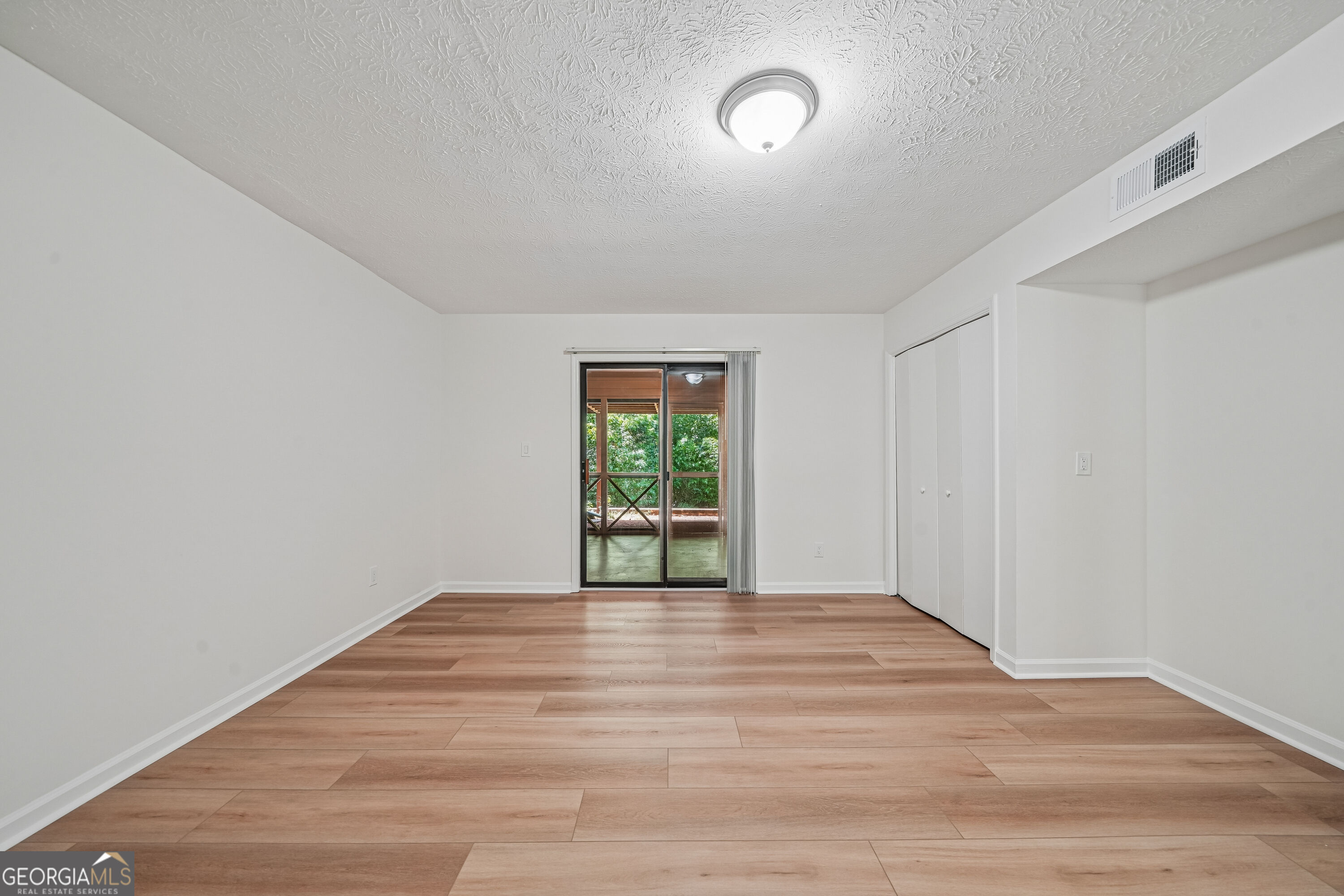 4212 Stillwater Drive Property Photo 3