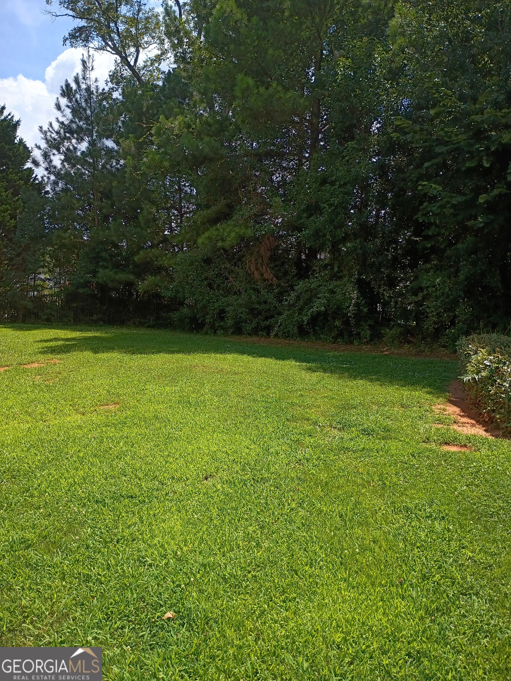 6304 Waldrop Place Property Photo 4